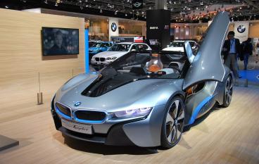 Aston Martin все-таки возобновит выпускать автомобили Lagonda