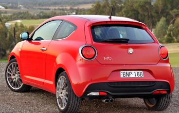 Alfa Romeo MiTo Quadrifoglio Verde 2010 года.