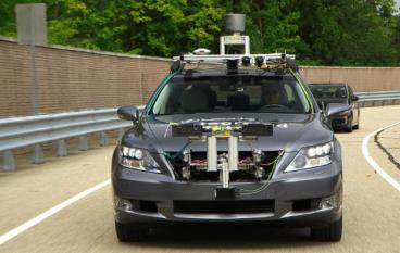 Автомобили беспилотники строят маршруты самостоятельно