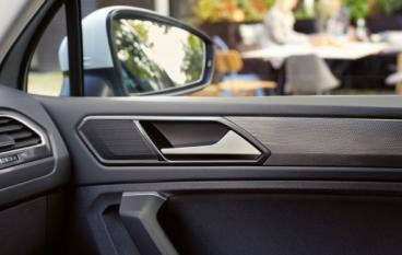 Мечта автолюбителей - черный кроссовер чуть больше миллиона рублей