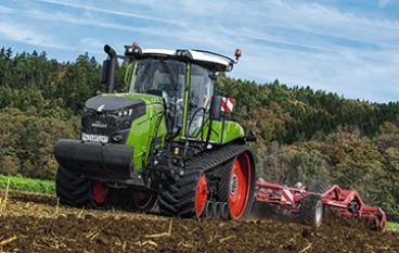 Отгрузка тракторов и комбайнов в октябре 2012 года