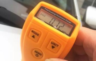 Толщиномер краски автомобиля.